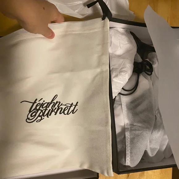 shoe - Picture 5 of 7